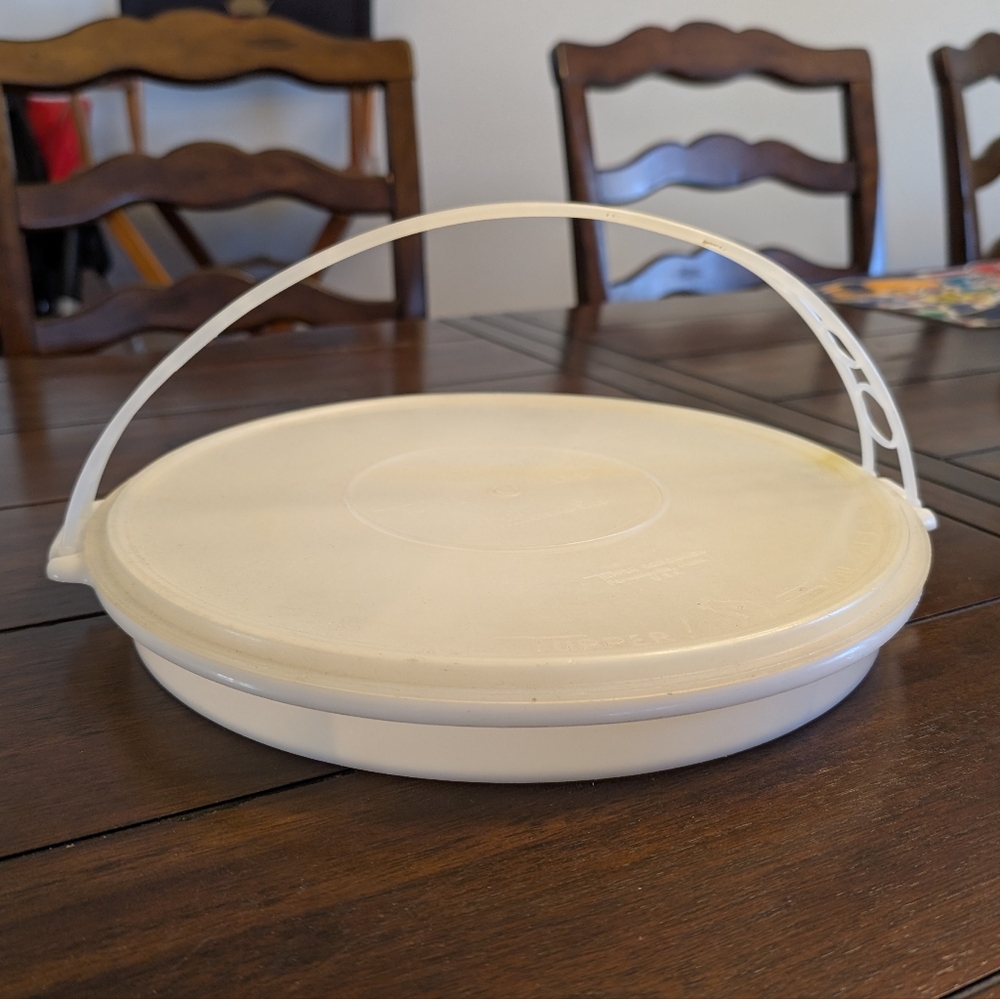 Vintage Tupperware Party Susan Divided Serving Container